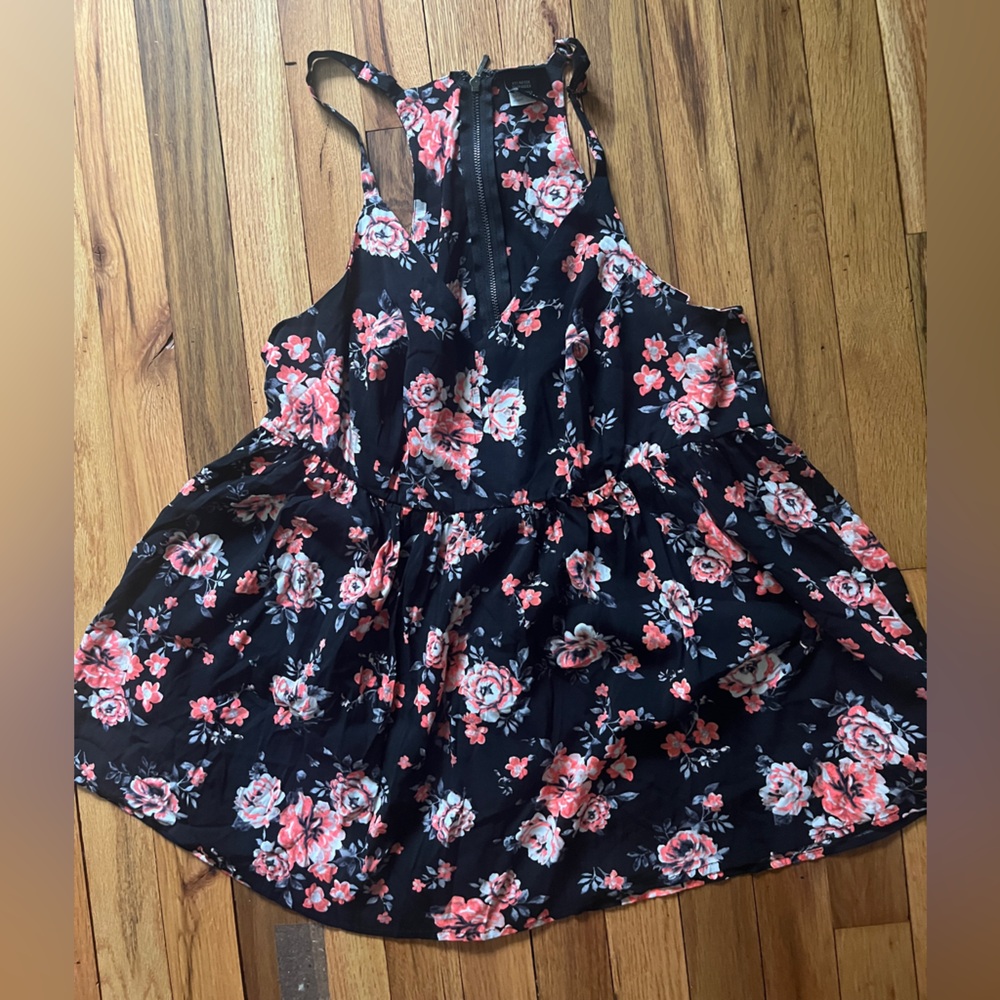 Torrid Black and Pink Floral Blouse - Picture 3 of 5